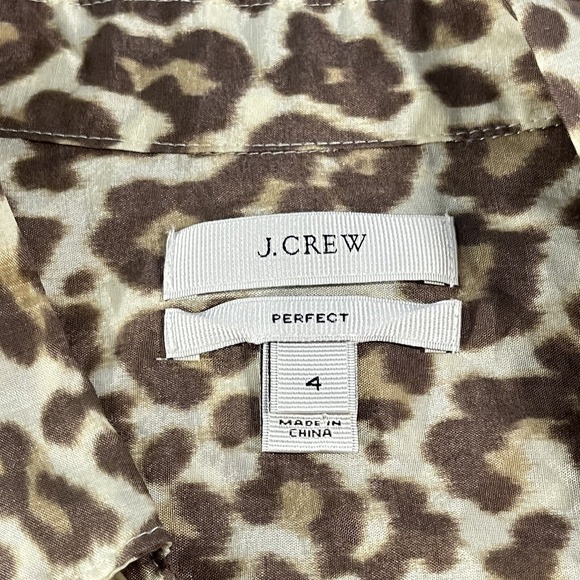 J Crew Silk Blnd Leopard Perfect Button Top Women 4 Lightweight Old Money Career - Picture 5 of 12